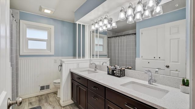 3033 W Litchfield Pl, Spokane, WA 99205