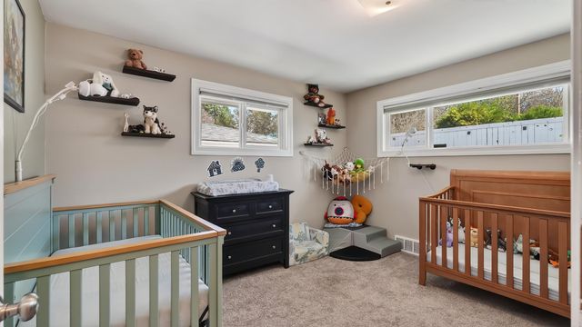 3033 W Litchfield Pl, Spokane, WA 99205