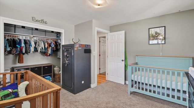 3033 W Litchfield Pl, Spokane, WA 99205