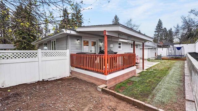 3033 W Litchfield Pl, Spokane, WA 99205