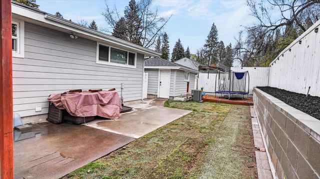 3033 W Litchfield Pl, Spokane, WA 99205