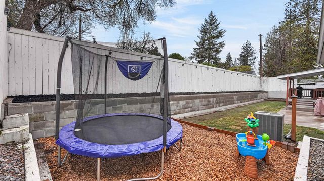 3033 W Litchfield Pl, Spokane, WA 99205
