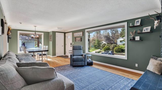 3033 W Litchfield Pl, Spokane, WA 99205