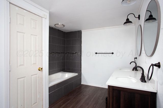 224 E WILLOW CREEK Drive, Amarillo, TX 79108