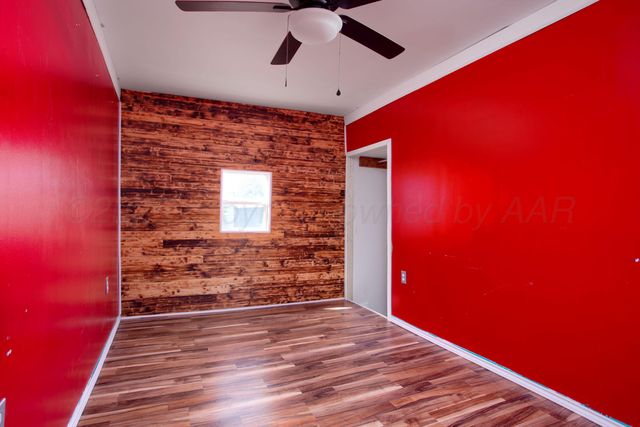 224 E WILLOW CREEK Drive, Amarillo, TX 79108