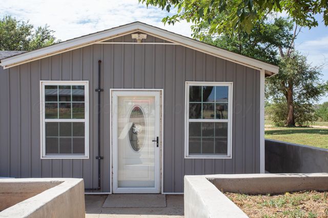 224 E WILLOW CREEK Drive, Amarillo, TX 79108