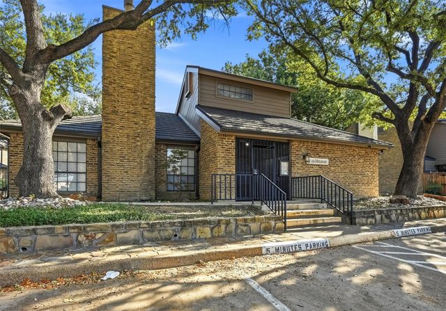 333 Melrose Drive 16A, Richardson, TX 75080