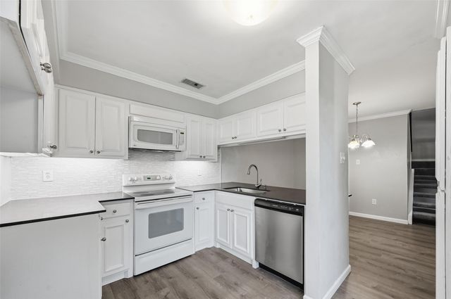 333 Melrose Drive 16A, Richardson, TX 75080