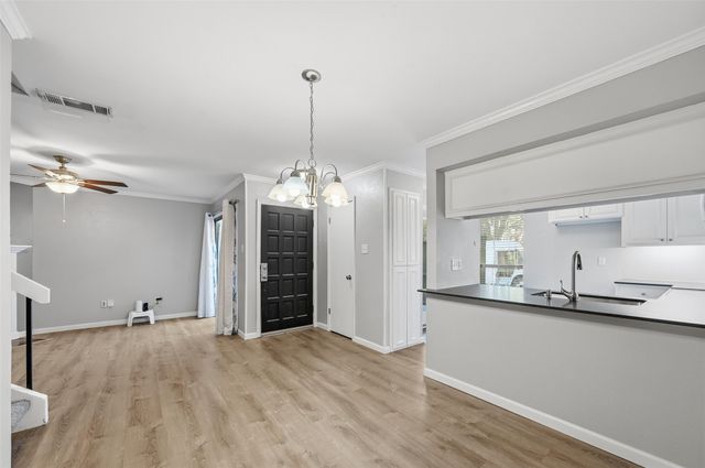 333 Melrose Drive 16A, Richardson, TX 75080