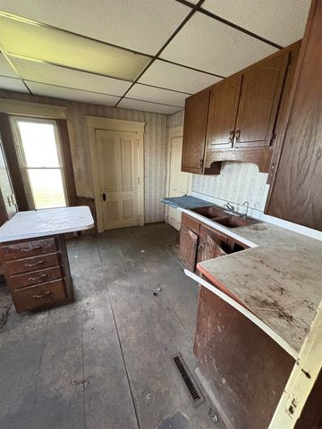 962 Upper Street, Arlington, IA 50606
