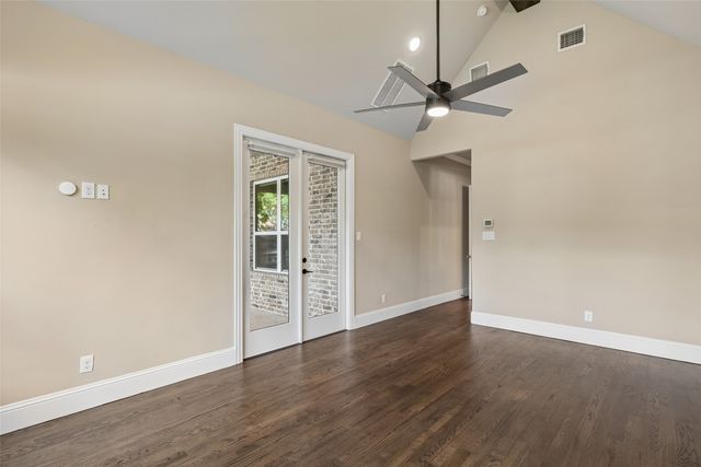 2737 Farmers Branch Lane, Farmers Branch, TX 75234