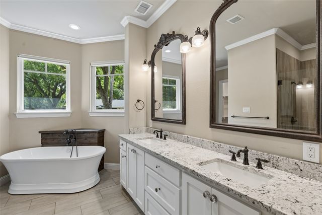 2737 Farmers Branch Lane, Farmers Branch, TX 75234
