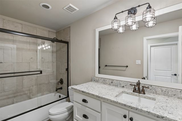 2737 Farmers Branch Lane, Farmers Branch, TX 75234