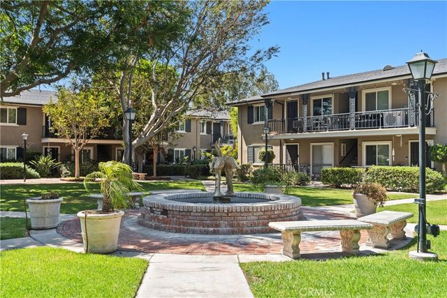 660 S Glassell Street 45, Orange, CA 92866