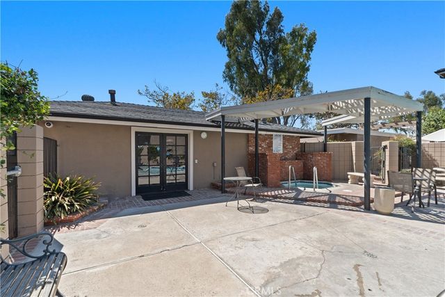 660 S Glassell Street 45, Orange, CA 92866