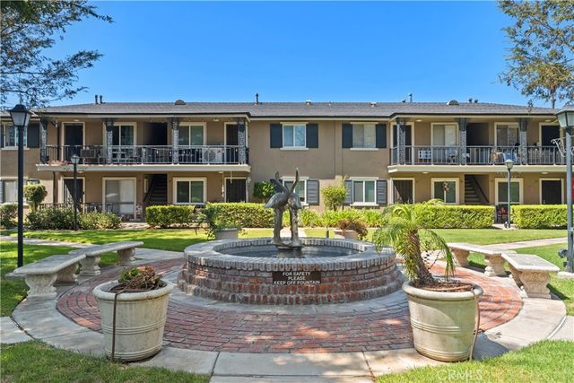 660 S Glassell Street 45, Orange, CA 92866