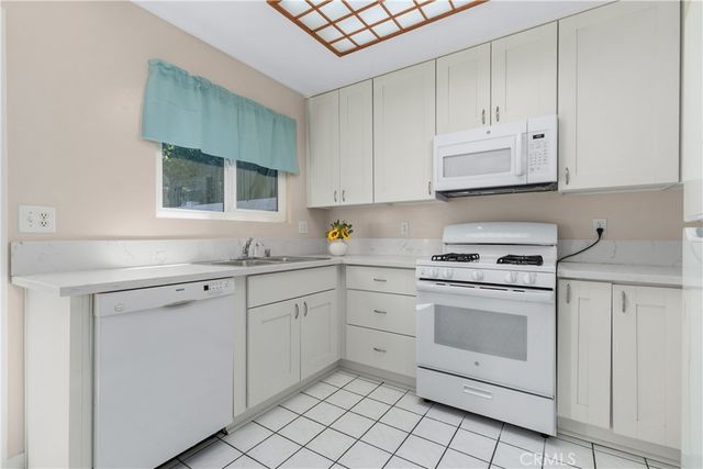 660 S Glassell Street 45, Orange, CA 92866
