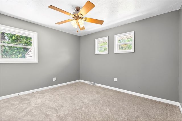 1590 Grange Road, Fallowfield Twp, PA 15022