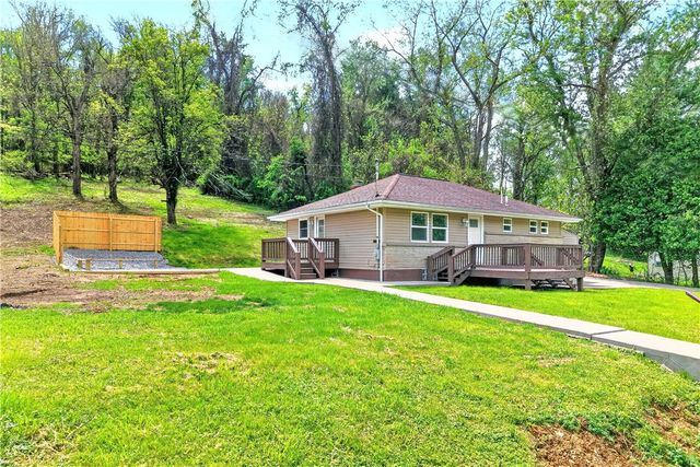 1590 Grange Road, Fallowfield Twp, PA 15022