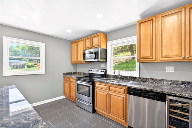 1590 Grange Road, Fallowfield Twp, PA 15022