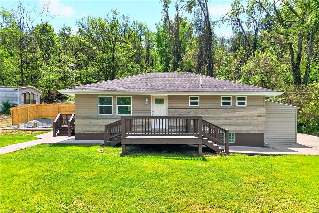 1590 Grange Road, Fallowfield Twp, PA 15022