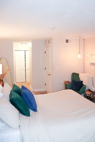 232 Canton St 112, Randolph, MA 02368