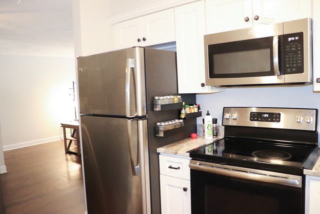 232 Canton St 112, Randolph, MA 02368