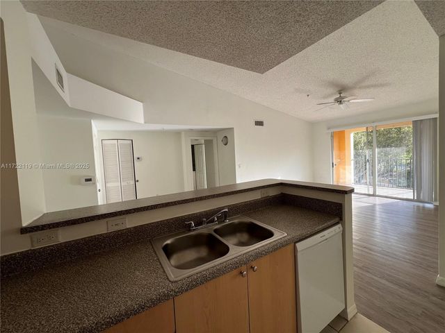 2360 E Preserve Way 305, Miramar, FL 33025