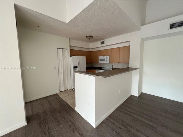 2360 E Preserve Way 305, Miramar, FL 33025