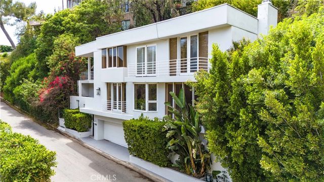 1356 Summitridge, Beverly Hills, CA 90210