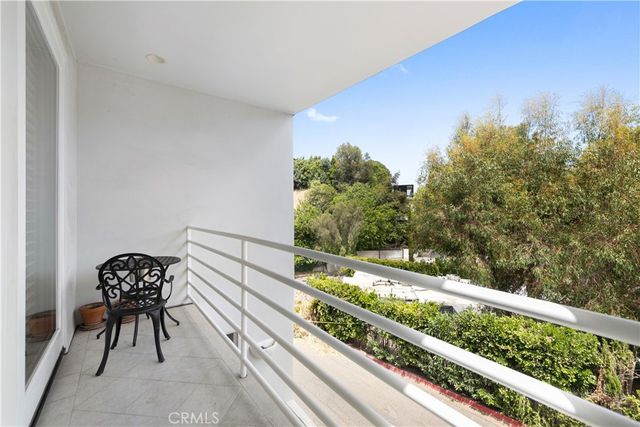 1356 Summitridge, Beverly Hills, CA 90210
