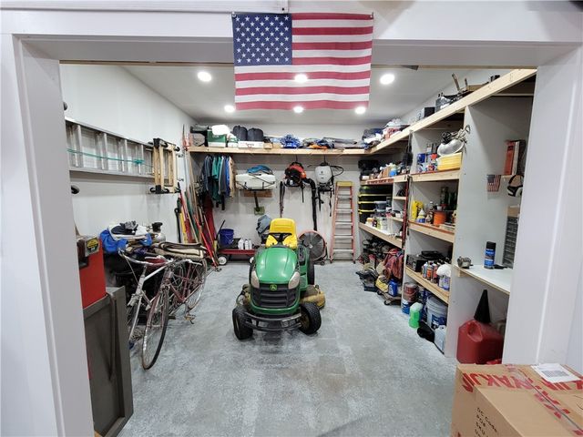 14873 Tikaani Drive, Siloam Springs, AR 72761