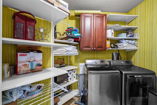 470 MANDALAY AVENUE 403, Clearwater Beach, FL 33767