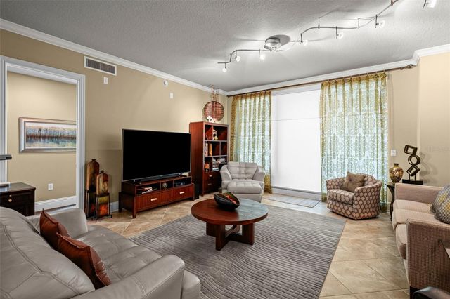 470 MANDALAY AVENUE 403, Clearwater Beach, FL 33767