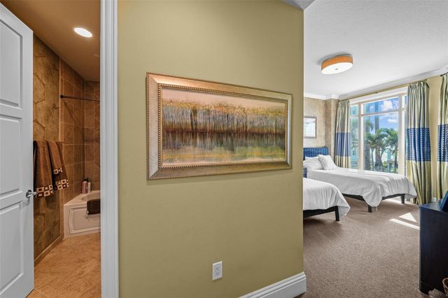 470 MANDALAY AVENUE 403, Clearwater Beach, FL 33767