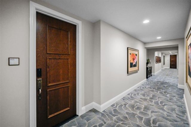 470 MANDALAY AVENUE 403, Clearwater Beach, FL 33767