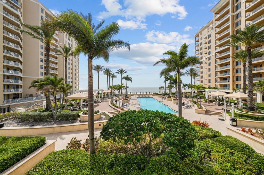 470 MANDALAY AVENUE 403, Clearwater Beach, FL 33767