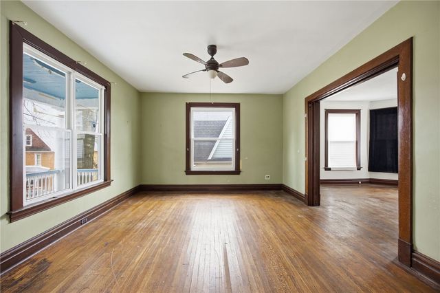 411 Pine St, Beaver Falls, PA 15010