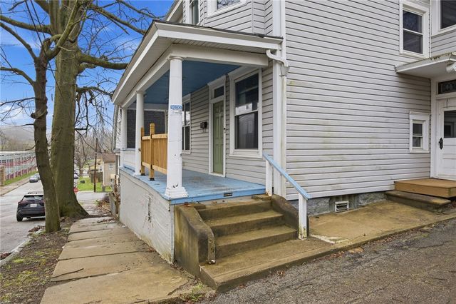 411 Pine St, Beaver Falls, PA 15010