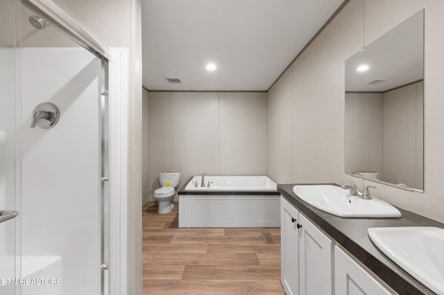 135 Morris Lane, Kingston, TN 37763