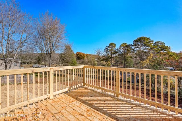 135 Morris Lane, Kingston, TN 37763