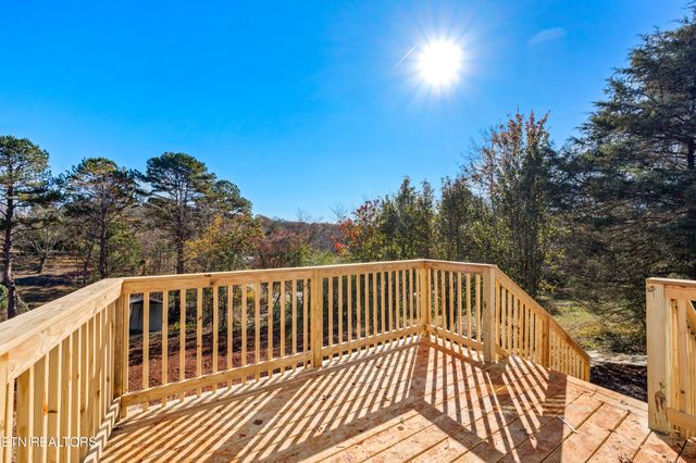 135 Morris Lane, Kingston, TN 37763