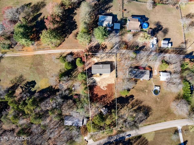 135 Morris Lane, Kingston, TN 37763