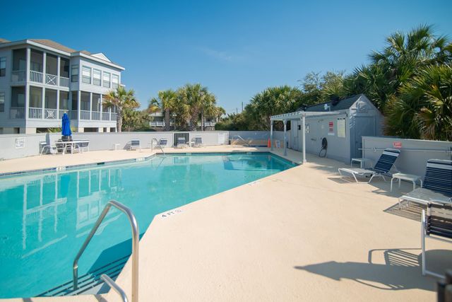 61 Inlet Point Dr Unit 17C, Pawleys Island, SC 29585