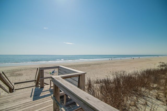 61 Inlet Point Dr Unit 17C, Pawleys Island, SC 29585