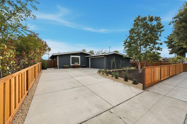 1245 Manzano Way, Sunnyvale, CA 94089