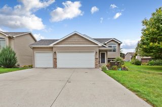 104 Kingsmill Court, Mankato, MN 56001