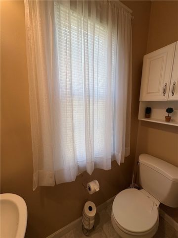 108 S Springfield Street, Berryville, AR 72616