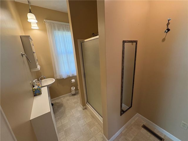 108 S Springfield Street, Berryville, AR 72616