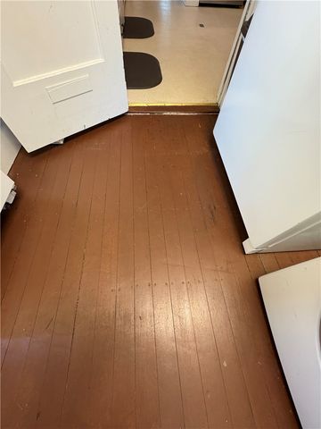 108 S Springfield Street, Berryville, AR 72616